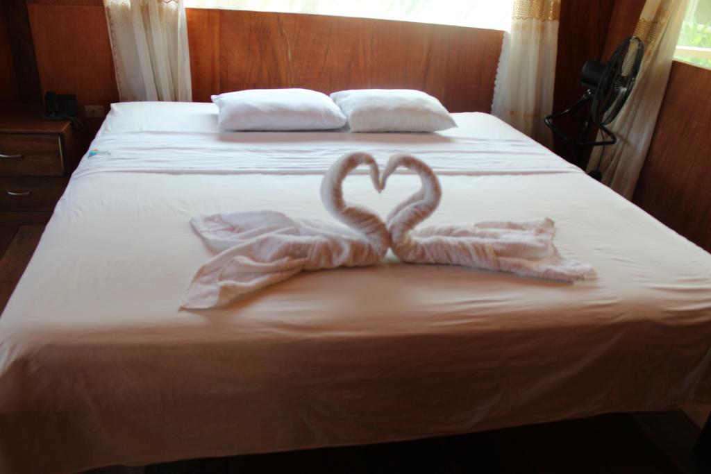 Amazon Rainforest Lodge Padre Cocha Luaran gambar